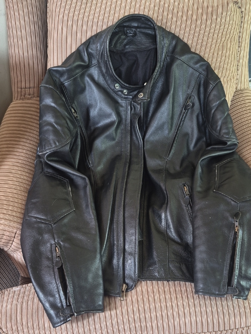 Black Leather Women's Jacket - Classic Biker Style